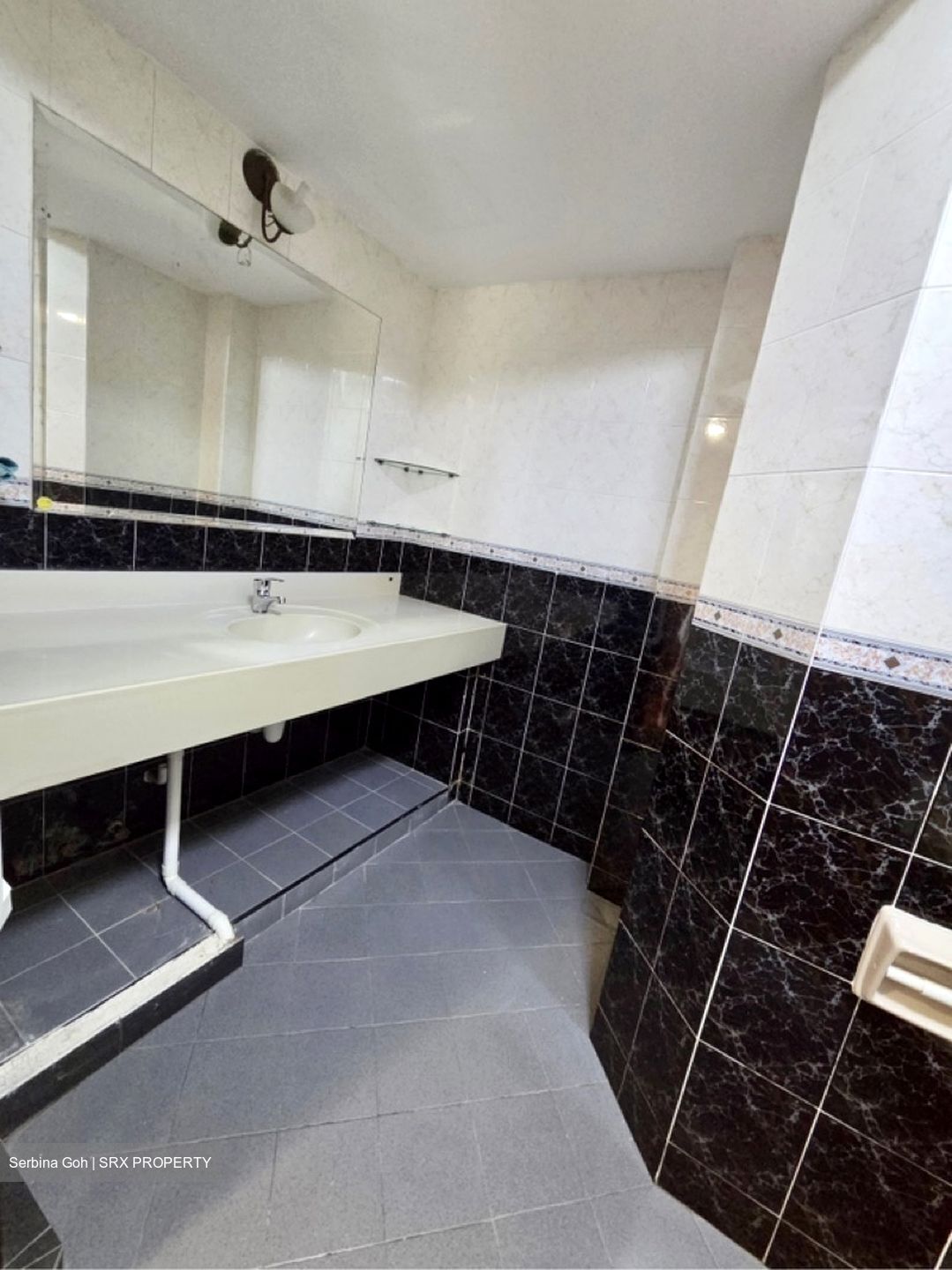 Melville Park (D18), Condominium #599260491